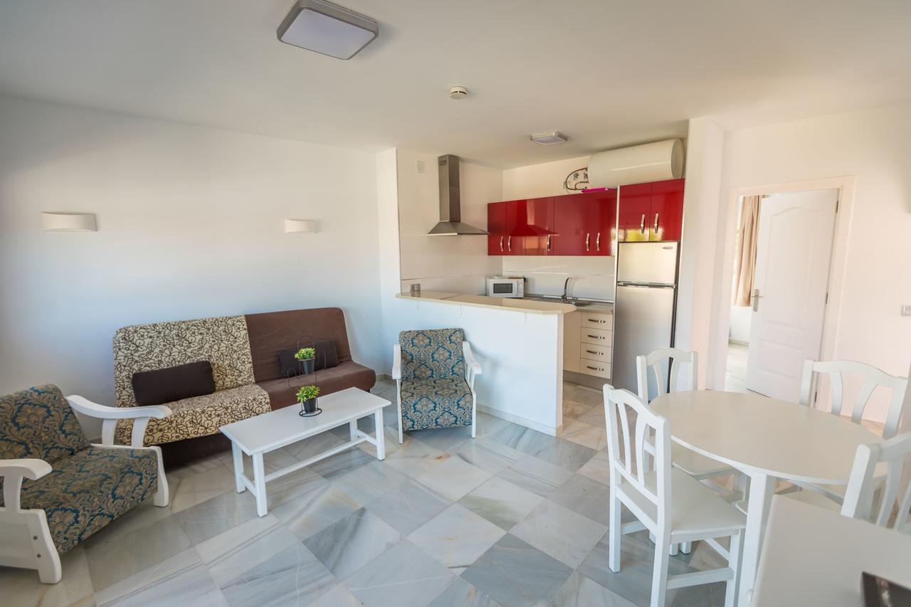 Apartamentos Las Rosas De Capistrano نيرخا المظهر الخارجي الصورة